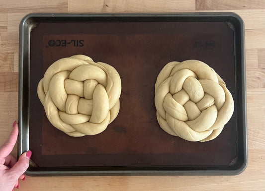 How to Bake Bread With a Busy Schedule